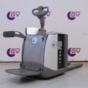 Transpaleta eléctrica con plataforma Unicarriers