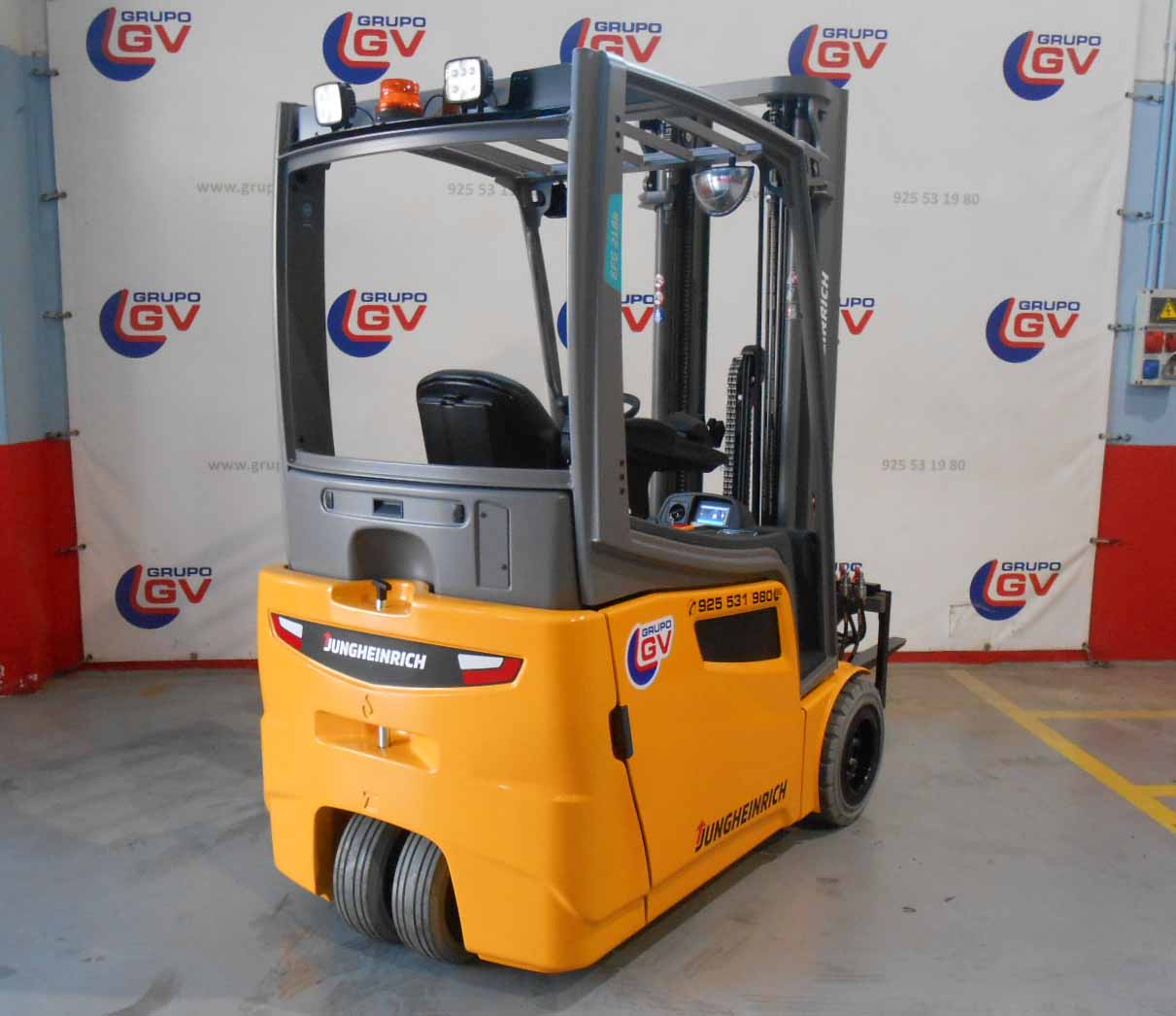 Carretilla elevadora eléctrica NUEVA Jungheinrich EFG18k - Imagen 7